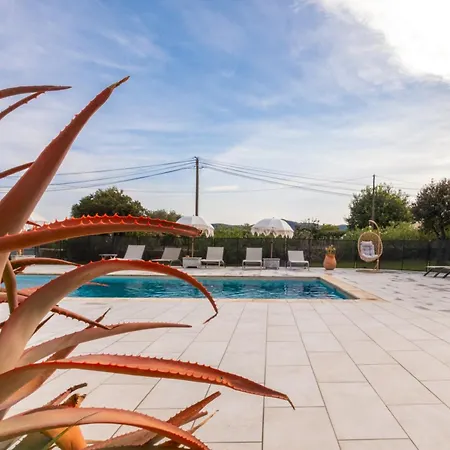 & Restaurant Les Mouettes 3* Belgodere (Corsica)