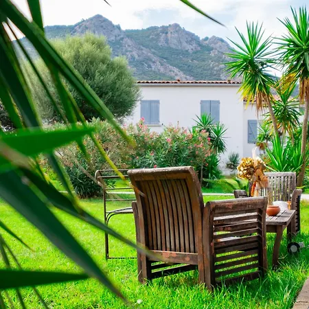 & Restaurant Les Mouettes Otel 3*