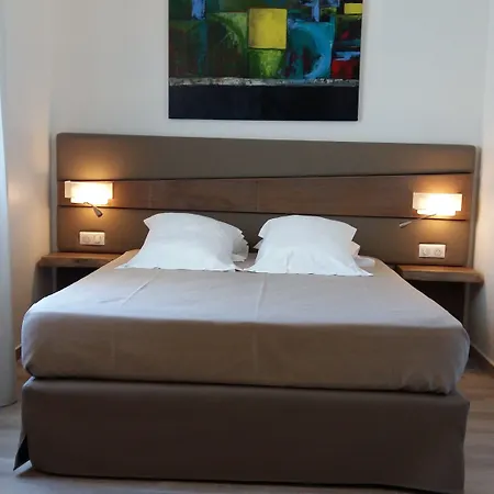 & Restaurant Les Mouettes Otel 3*