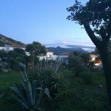 & Restaurant Les Mouettes 3* Belgodere (Corsica)