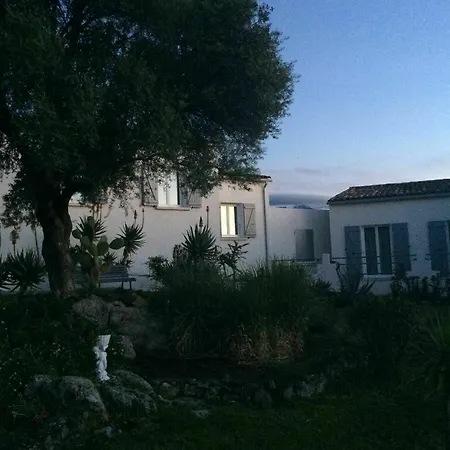 Hôtel&restaurant Les Mouettes 3* Belgodère