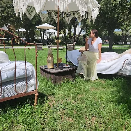 Hotel & Restaurant Les Mouettes 3*