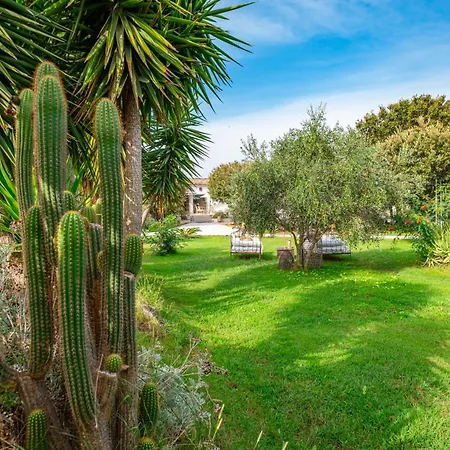 Hotel & Restaurant Les Mouettes Belgodère