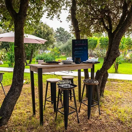 Hôtel&restaurant Les Mouettes 3* Belgodère