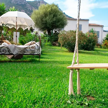 & Restaurant Les Mouettes 3* Belgodère