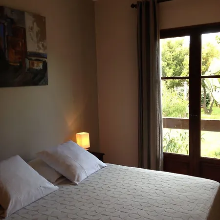 & Restaurant Les Mouettes Belgodère