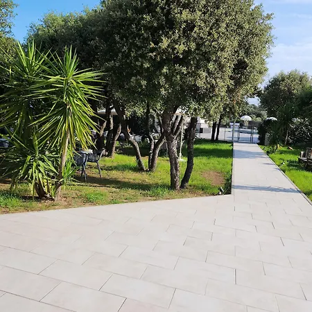 & Restaurant Les Mouettes Hotel 3*