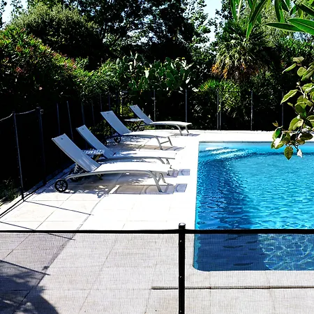 Hotel Hôtel&restaurant Les Mouettes 3*