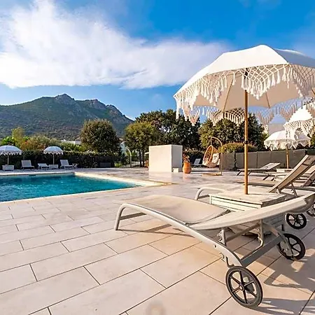 & Restaurant Les Mouettes Belgodere (Corsica)