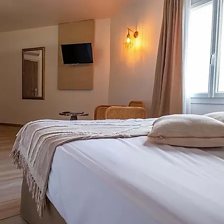 Hotel & Restaurant Les Mouettes 3*