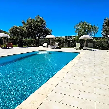 Hotel & Restaurant Les Mouettes 3*