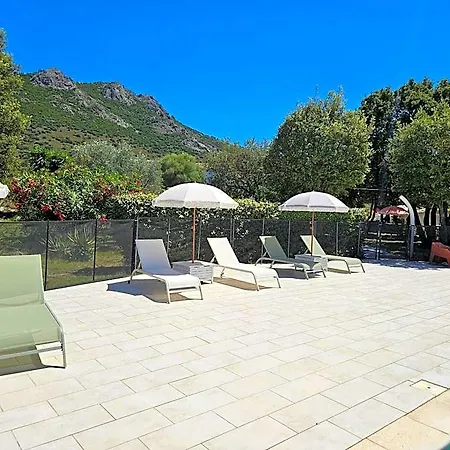 Hotel & Restaurant Les Mouettes Belgodere (Corsica)