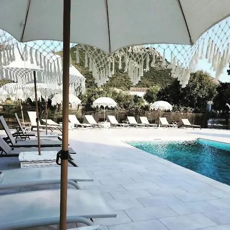 & Restaurant Les Mouettes 3* Belgodere (Corsica)