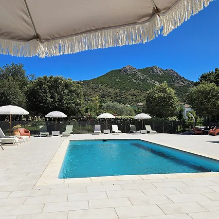 & Restaurant Les Mouettes Belgodere (Corsica)