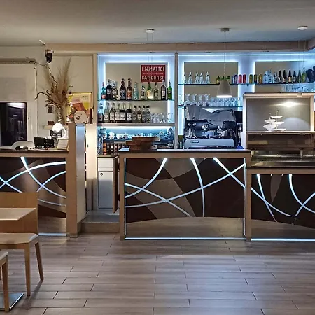 & Restaurant Les Mouettes Hotel Belgodere (Corsica)