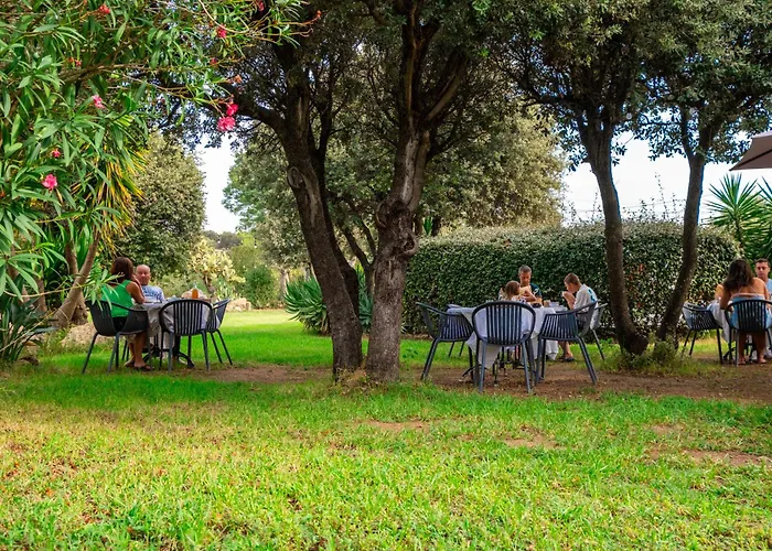 & Restaurant Les Mouettes Hotell