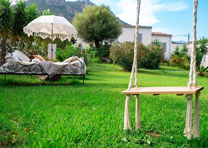 & Restaurant Les Mouettes 3* Belgodère