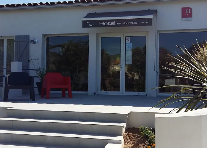 & Restaurant Les Mouettes Hotel Belgodère