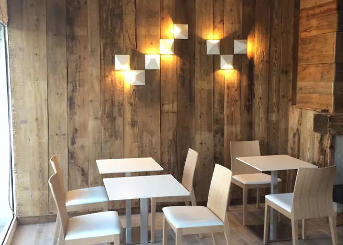 & Restaurant Les Mouettes Hotell 3*
