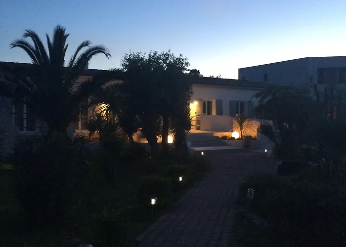 & Restaurant Les Mouettes Belgodère