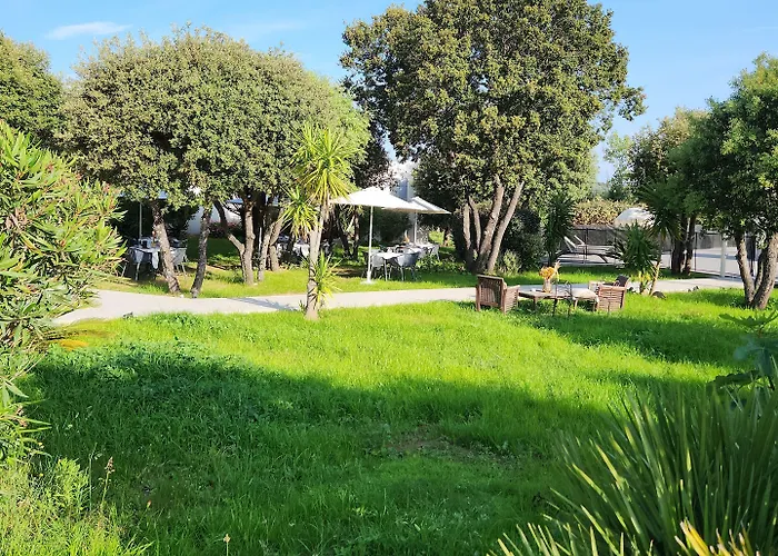 Hotel & Restaurant Les Mouettes Belgodère